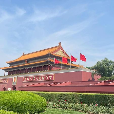 East Sacred Hotel ᴸᴱo---Foreign Accept---Tourism Service English-Speaking 丨 Near Tiananmen Forbidden City丨very Close To Metro Zhangzizhong And Beixinqiao 丨european Foot Ball English丨free Advance Tickets And Laundry Drying Service Coffee Snacks Пекін Екстер'єр фото